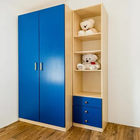 Ivana Appartement *