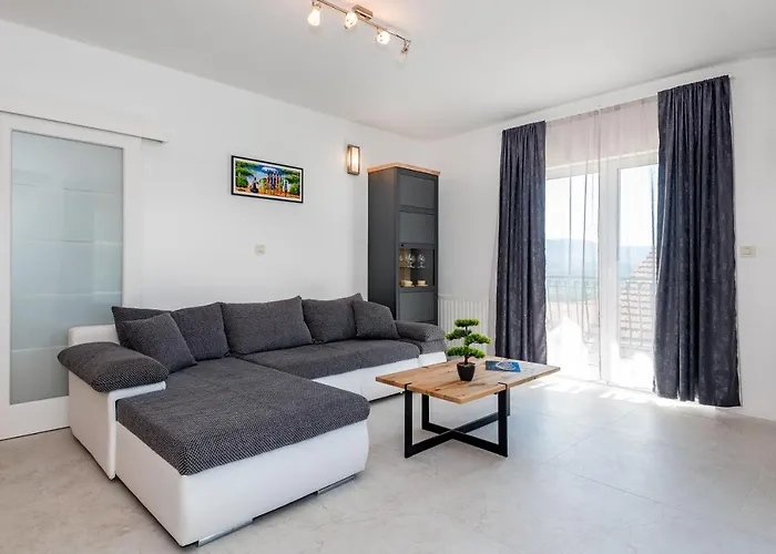 Ivana Шибеник